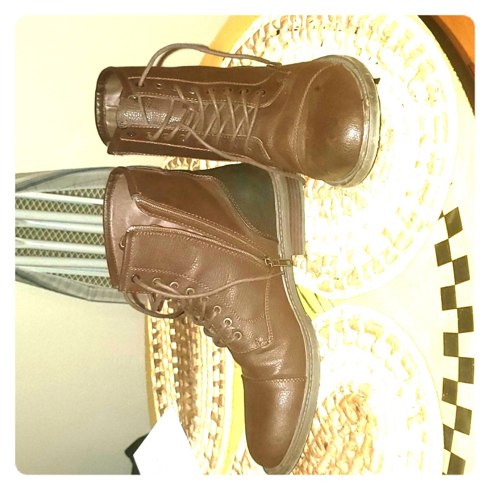 Size 11 Tommy Hilfiger  Boots